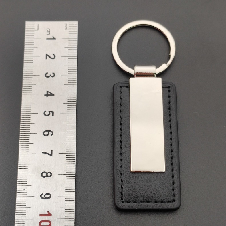 Men Accessories All - 아연 합금 플레이트가 장식된 가죽 키링,